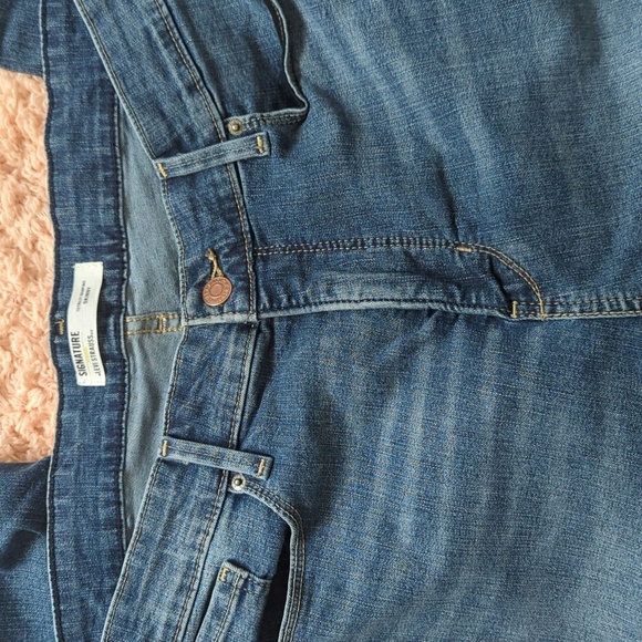 Signature Levi's Shaping Skinny Stretch Jeans 18 - Picture 4 of 7